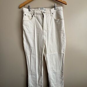 Abercrombie & Fitch women’s White Straight Jeans
